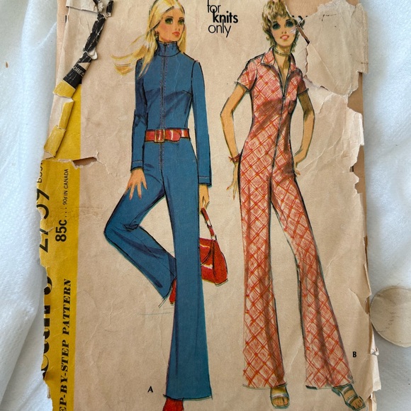 Vintage Sewing Patterns - Picture 9 of 16
